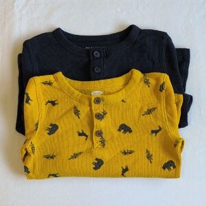 old navy 2-pack thermal waffle knit long sleeve henley shirt lot 2T toddler boys